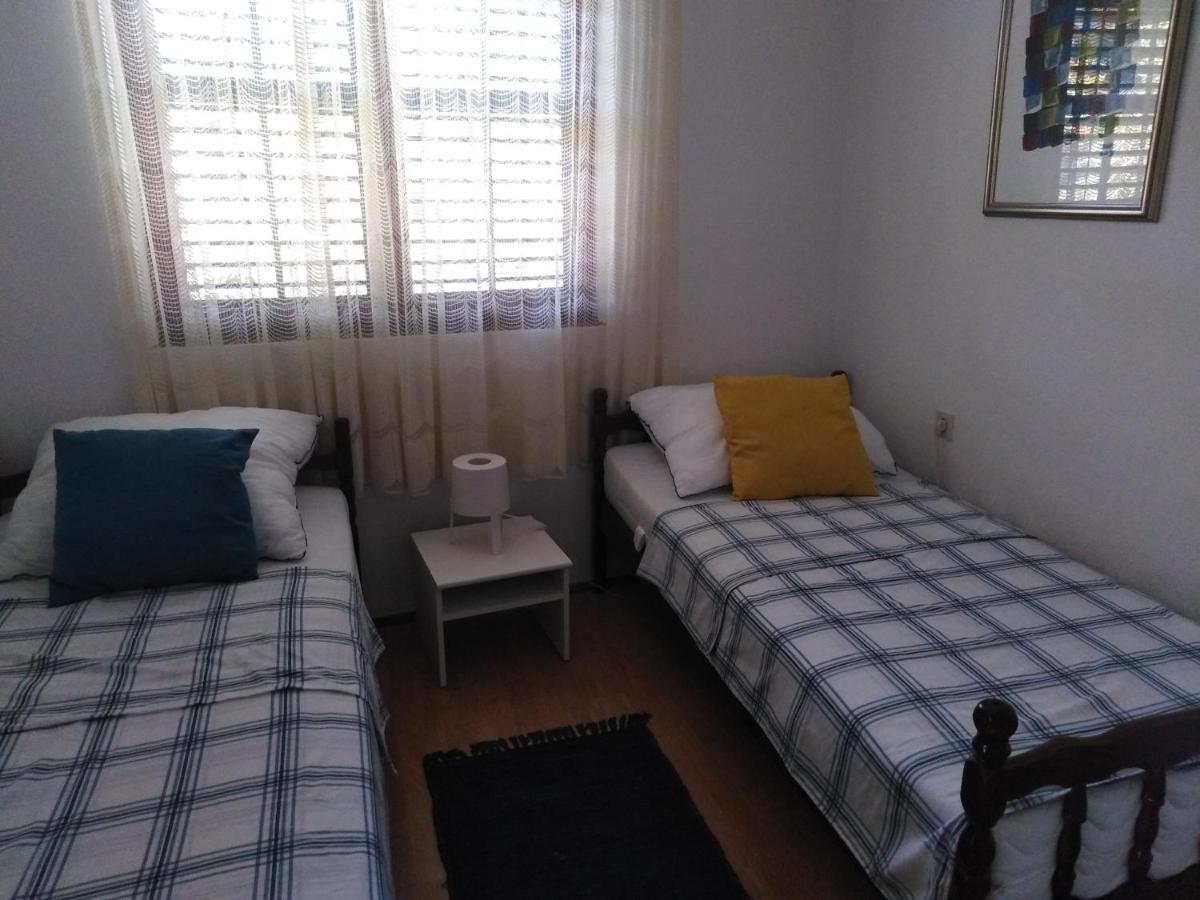 Apartments By The Sea Basina, Hvar - 542 Vrbanj 外观 照片