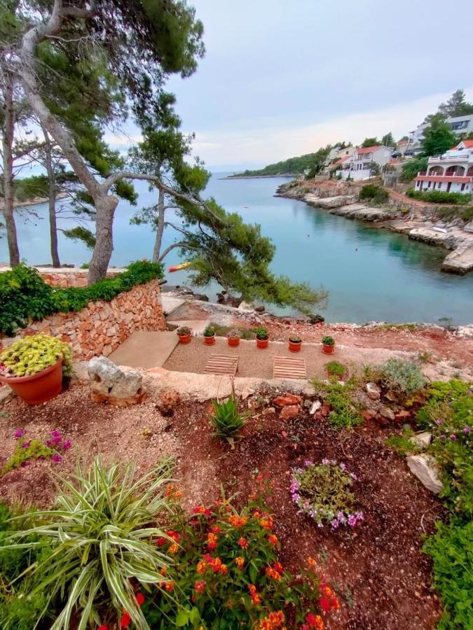Apartments By The Sea Basina, Hvar - 542 Vrbanj 外观 照片